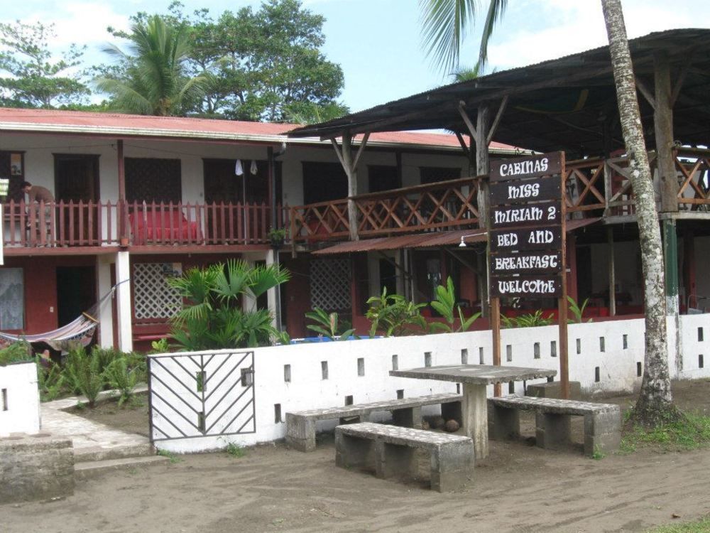 Cabinas Miss Miriam 2 Tortuguero Exterior foto